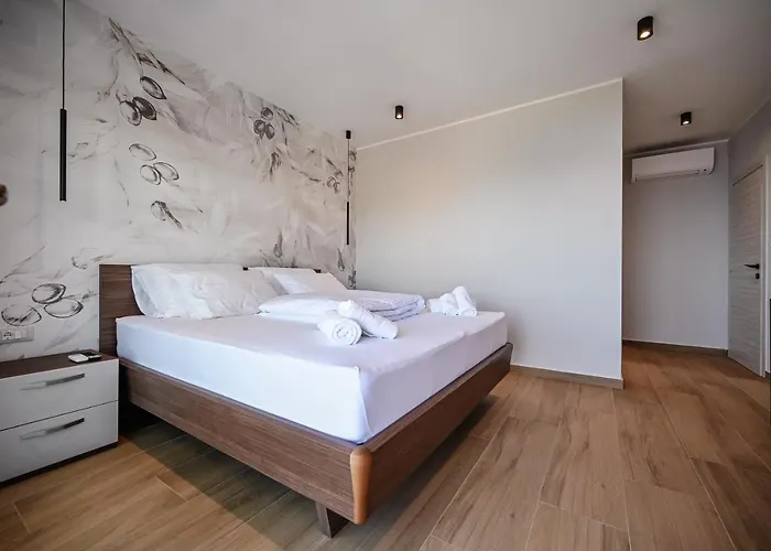 וילה Norma אופטיה